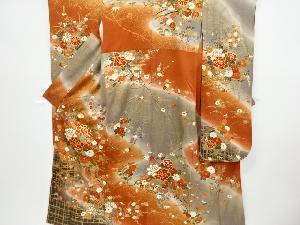 リサイクル　金彩花車に格子・蛇籠模様刺繍振袖(重ね衿付き)　長襦袢・袋帯セット
